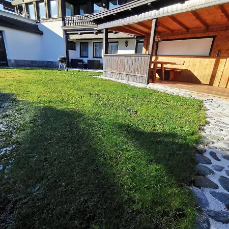 Ausserdorf Apartamento *